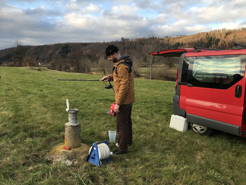 Beprobung einer Grundwassermessstelle