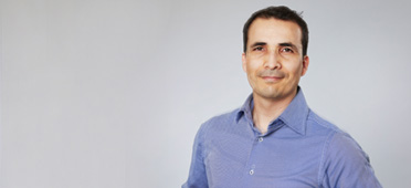 Dr. Alexander Lucumi 